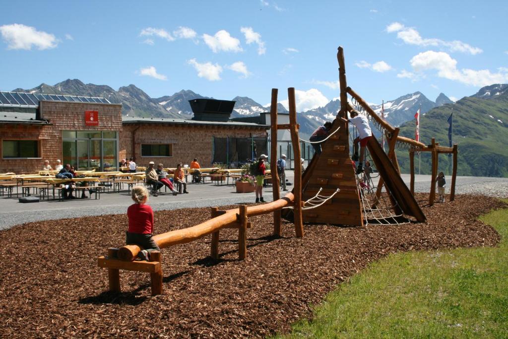 Landhaus Flunger Sankt Anton am Arlberg Ngoại thất bức ảnh