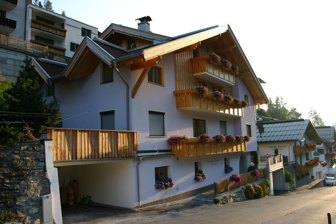 Landhaus Flunger Sankt Anton am Arlberg Ngoại thất bức ảnh